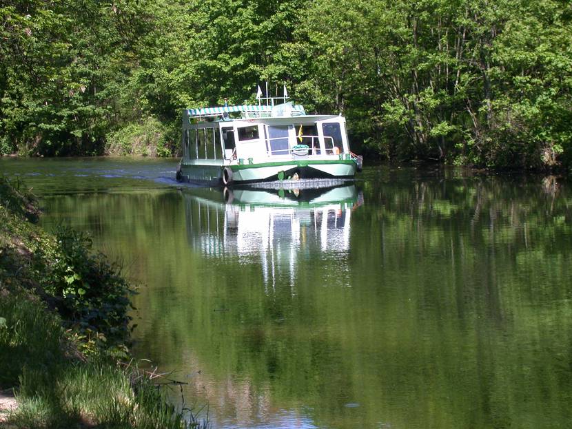 River cruise Vosges - Canal des Vosges - Péniche Vosges - Port d'Epinal - Port de Fontenoy le Château
